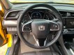 Honda Civic 2021 - Màu vàng, nhập khẩu nguyên chiếc