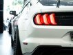 Ford Mustang 2018 - Màu trắng, xe nhập