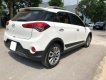 Hyundai i20 Active 2015 - Màu trắng, nhập khẩu số tự động