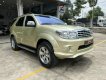 Toyota Fortuner 2012 - Màu ghi vàng