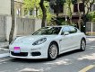 Porsche Panamera 2016 - Kịch thủ