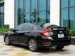 Honda Civic 2019 - Màu đen cá tính, nguyên zin