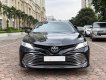 Toyota Camry 2019 - Màu đen ánh kim