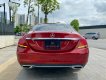 Mercedes-Benz 2020 - Xe màu đỏ