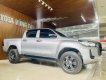 Toyota Hilux 2020 - Cam kết bằng văn bản, xe còn bảo hành