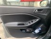 Hyundai i20 Active 2015 - Xe màu bạc