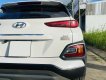 Hyundai Kona 2017 - Cần bán gấp Hyundai Kona bản 1.6 Turbo đăng ký 2017 ít sử dụng, spa xịn sò, hồ sơ chính chủ