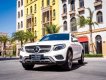 Mercedes-Benz GLC 300 2017 - Bán Mercedes GLC 300 sản xuất năm 2017, màu trắng, nhập khẩu nguyên chiếc