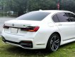 BMW 730Li 2020 - Cần bán BMW 730Li M Sport sản xuất 2020, màu trắng, xe nhập
