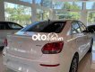 Kia Soluto  MT Deluxe 2022 - Bán Kia Soluto MT Deluxe sản xuất năm 2022, màu trắng
