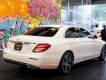 Mercedes-Benz E180 2020 - Xe màu trắng, xe nhập
