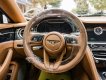 Bentley Flying Spur 2022 - Màu đỏ, xe nhập