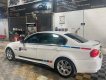 BMW 320i 2011 - Màu trắng chính chủ, giá chỉ 415 triệu
