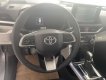 Toyota Veloz Cross 2022 - Sẵn xe, giao ngay