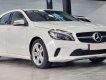 Mercedes-Benz A200 2017 - Màu trắng trẻ trung, sang chảnh