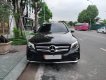 Mercedes-Benz GLC 300 2018 - Cần bán gấp xe màu đen