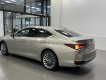 Lexus ES 300 2022 - Bảo hành/bảo dưỡng xe miễn phí trong 5 năm - Bảo hành pin 7 năm