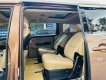 Kia Sedona 2018 - Xe màu nâu xe gia đình