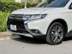 Mitsubishi Outlander 2019 - Cần bán lại xe năm sản xuất 2019