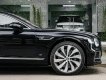Bentley Flying Spur 2020 - Xe màu đen 3000km