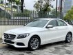 Mercedes-Benz C200 2016 - Cần bán xe trắng/kem - Xe cá nhân sử dụng biển số TP + hồ sơ giấy tờ đầy đủ + tặng thẻ chăm xe 1 năm