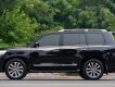 Toyota Land Cruiser 2018 - Xe màu đen, xe nhập