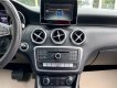 Mercedes-Benz A200 2016 - Nhập khẩu sang chảnh cho chị em đi dạo phố
