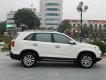 Kia Sorento 2011 - 2.4MT trắng máy xăng, số sàn