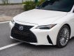 Lexus IS 300 2021 - Cần bán lại xe màu trắng