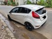 Ford Fiesta 2011 - Xe màu trắng