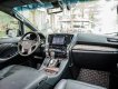 Toyota Alphard 2019 - Màu đen nội thất đen sử dụng cực ít  