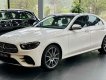 Mercedes-Benz E300 2022 - Xe đã ra biển nhưng chưa lăn bánh