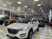 Hyundai Tucson 2018 - Màu trắng số tự động