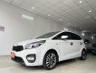 Kia Rondo 2017 - Màu trắng, nhập khẩu số sàn