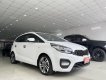 Kia Rondo 2017 - Màu trắng, nhập khẩu số sàn