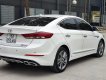 Hyundai Elantra 2018 - Xe màu trắng xe gia đình