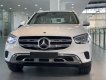 Mercedes-Benz GLC 200 2022 - Trắng nội thất kem, xe lưu kho chính hãng