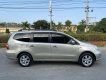 Nissan Grand livina 2011 - Màu vàng chính chủ