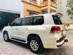 Toyota Land Cruiser LandCuiserV8 đời 2016 màu trắng 2016 - LandCuiserV8 đời 2016 màu trắng