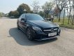 Mercedes-Benz C180 2021 - Xe màu đen, xe nhập