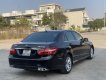 Mercedes-Benz E300 2009 - Xe màu đen  