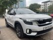 Kia Seltos 2022 - Màu trắng, nhập khẩu nguyên chiếc