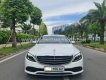 Mercedes-Benz C200 2021 - Màu trắng nội thất đen