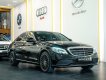 Mercedes-Benz C200 2020 - Màu đen, nội thất kem