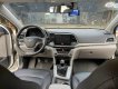 Hyundai Elantra 2017 - Màu trắng, xe đẹp