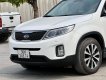 Kia Sorento 2016 - Xe màu trắng, giá chỉ 610 triệu