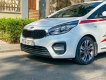 Kia Rondo 2018 - Xe màu trắng