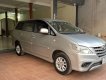 Toyota Innova 2015 - Xe màu bạc