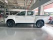 Toyota Hilux 2023 - Màu trắng giao ngay