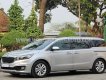 Kia Sedona 2016 - Màu bạc, số tự động